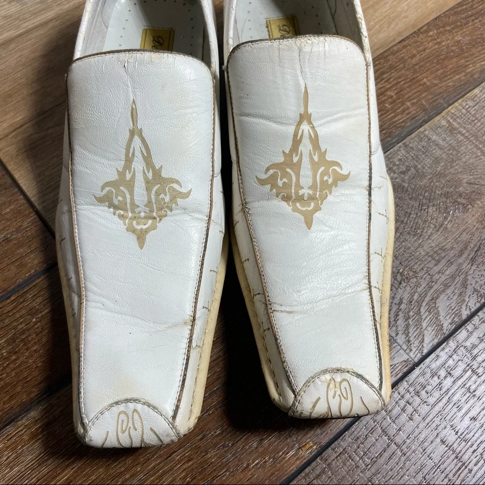Vintage Delli Aldo White and Gold Loafers Size 7.5